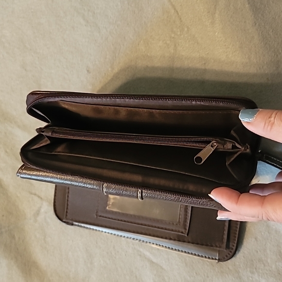 Wallet - Picture 4 of 4